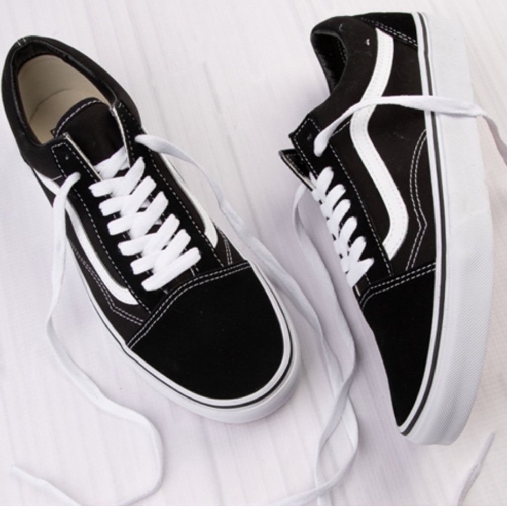 Classic Black and white womens vans
